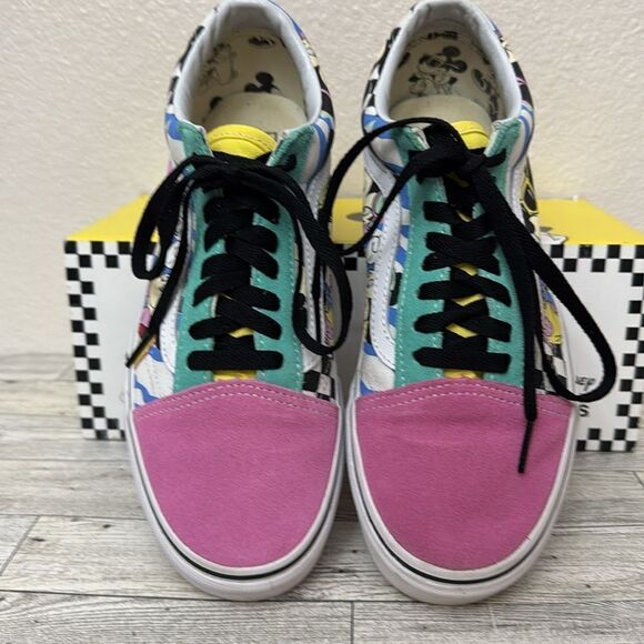 Disney x Vans Collab Old Skool 80’s Mickey/True Size 8.5 EUC - Picture 3 of 16